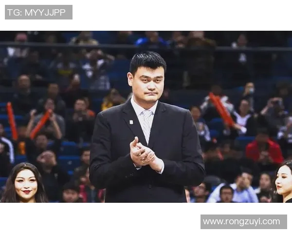 西藏大姚明的传奇人生与篮球梦想在高原上的绽放与追逐