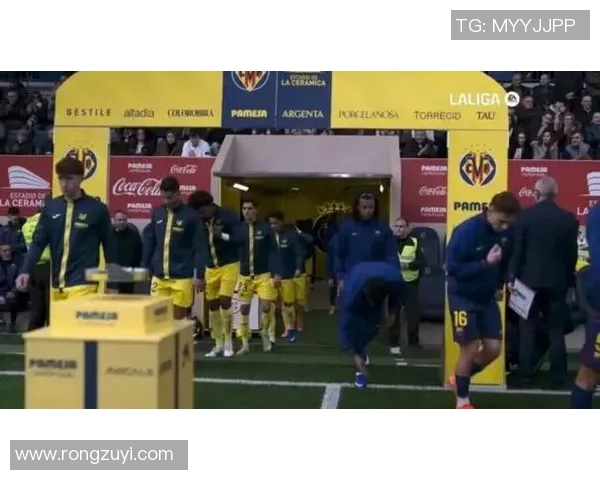 中超激战马竞与巴萨鏖战至平局补时进球引发全场狂欢解析