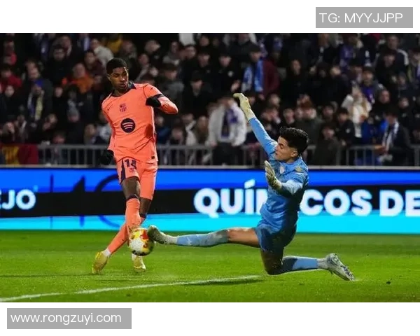 中超精彩对决巴萨强势3-0战胜阿森纳点球大战点燃全场激情