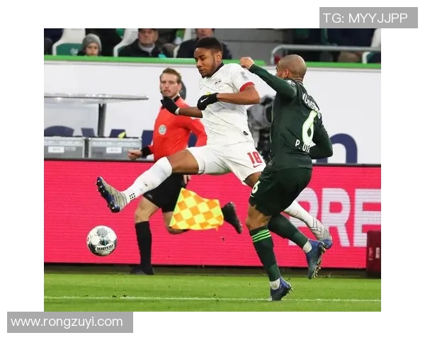 波尔图与莱比锡友谊赛战平绝杀瞬间引发全场热议