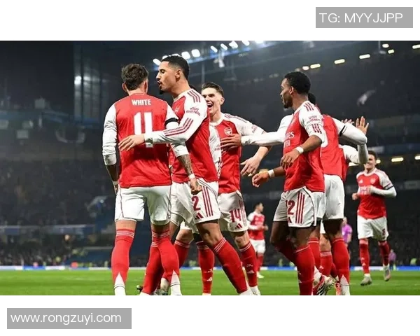 英超激战：拜仁狂胜皇马五球神奇扑救引发争议与热议