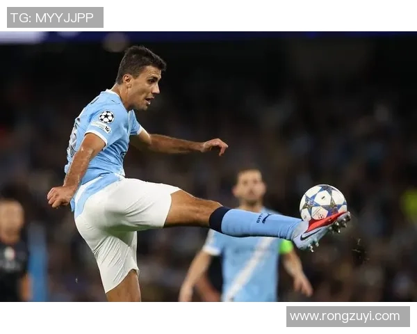 中超激战曼城大胜那不勒斯红牌事件引发全场热议