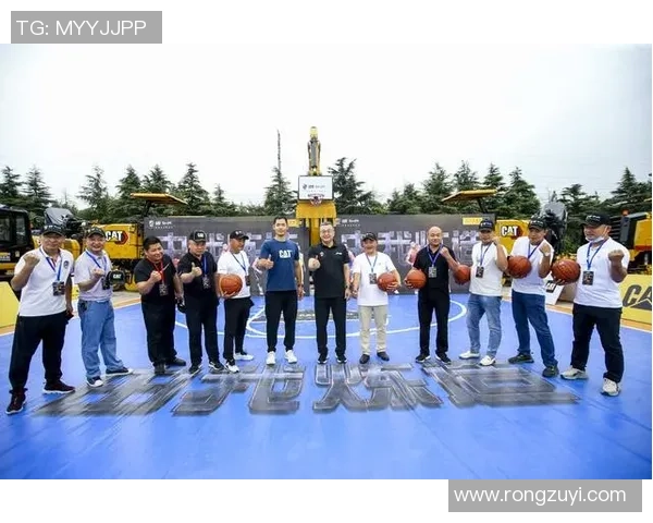 姚明出席CBA晚宴分享篮球梦想与未来发展展望