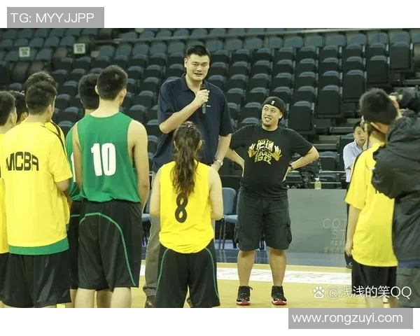 姚明拥抱们传递的温暖与力量在篮球世界中的深远影响与启示