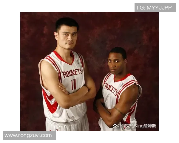 姚明的身高与力量如何塑造了他的篮球传奇与影响力