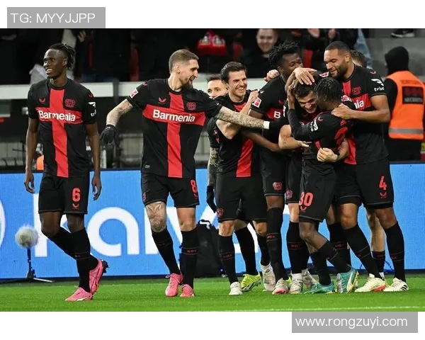 欧冠激战：本菲卡3-0多特蒙德红牌争议引发全场沸腾精彩十球回顾