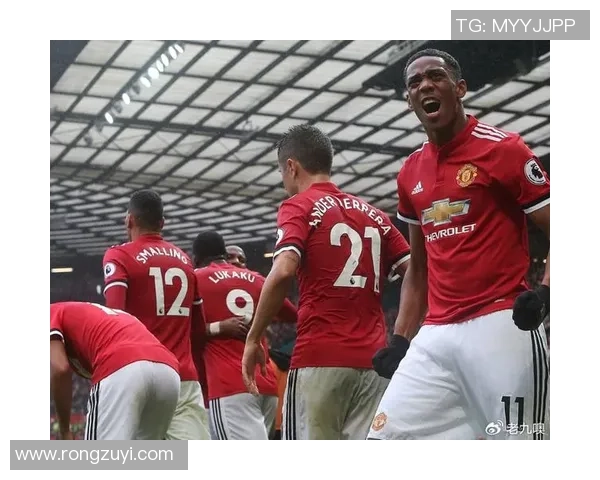 欧联杯惊天冷门拜仁狂胜曼联四球引发全场震撼